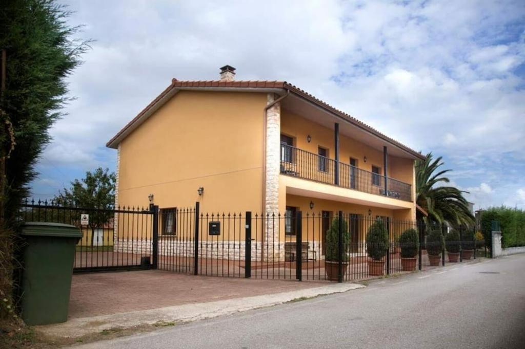 Villa Paula Avilés Exterior foto